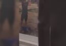 VÍDEO! Homem é agredido a pauladas em via pública no interior do Amazonas
