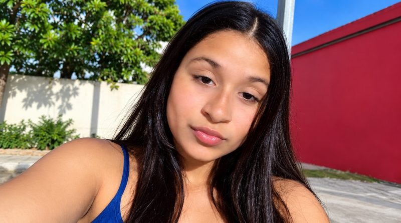 Adolescente é vista subindo na garupa de motocicleta e desaparece na zona leste de Manaus
