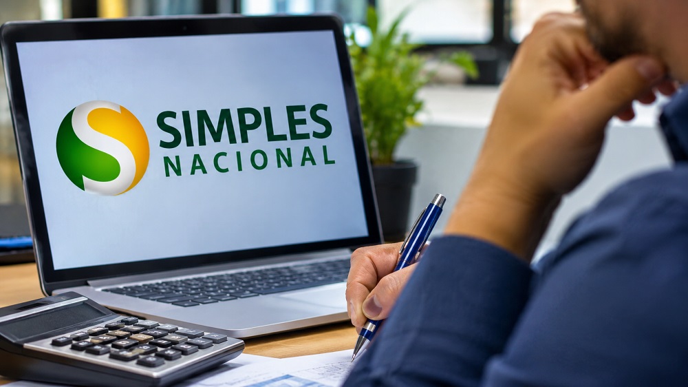 empresários têm até 30 de outubro para corrigir irregularidades fiscais — Simples Nacional